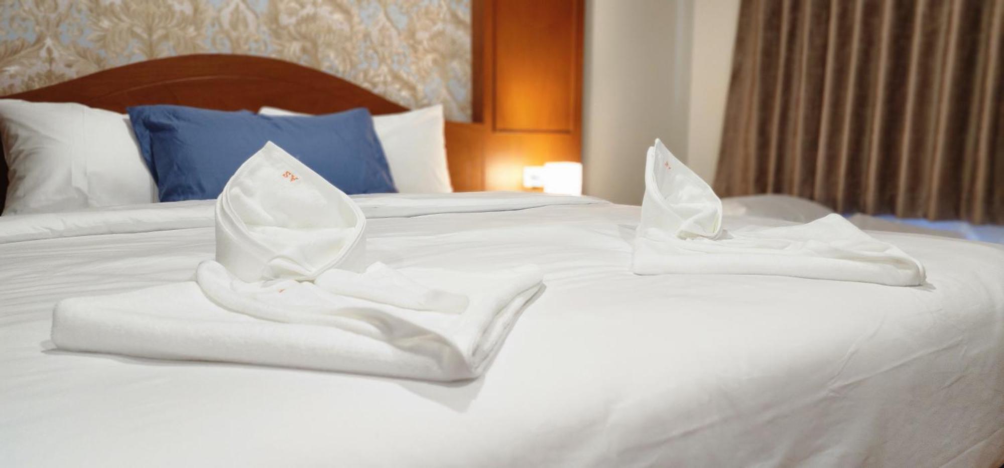 Arya Suites Patong Beach מראה חיצוני תמונה